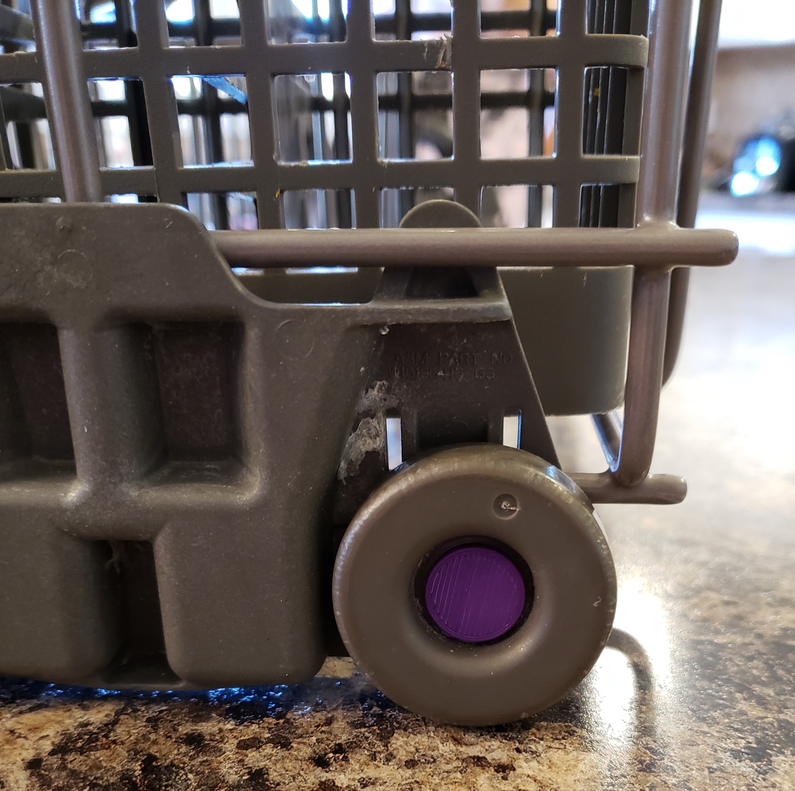 Dishwasher wheel retainer by Dan Download free STL model