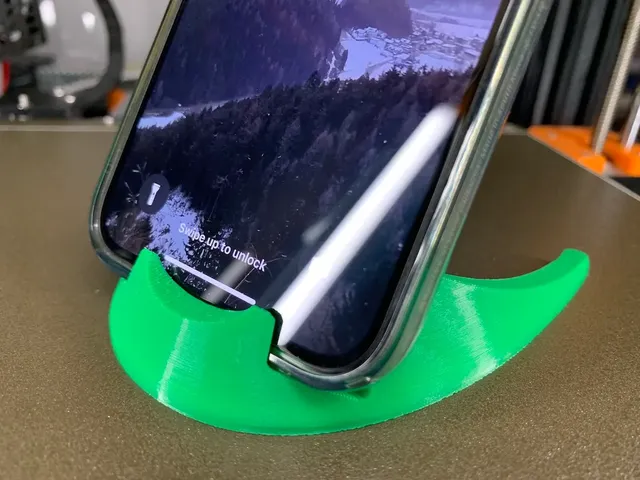 Smartphone tablet stand remix - iphone/ipad mod
