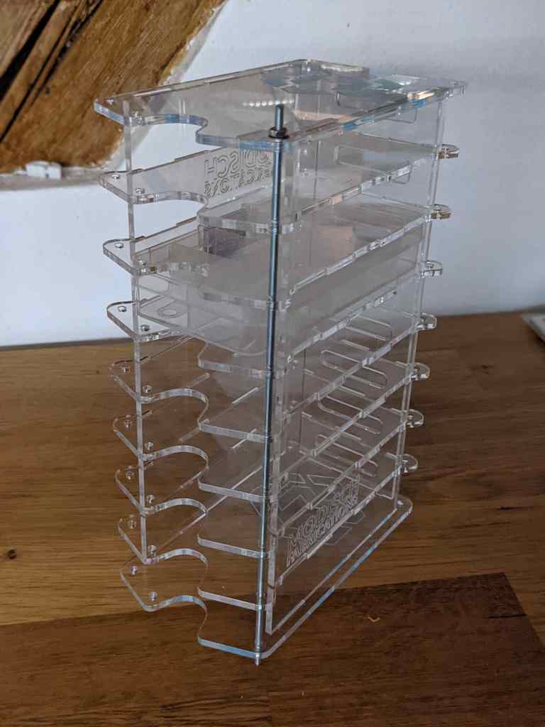 Miniatura 2 do modelo 3D Box Rack (for cheap plastic boxes)