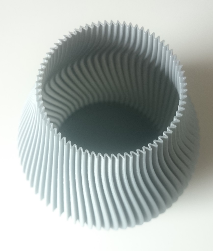 Miniatura 4 do modelo 3D Ribbed Vase