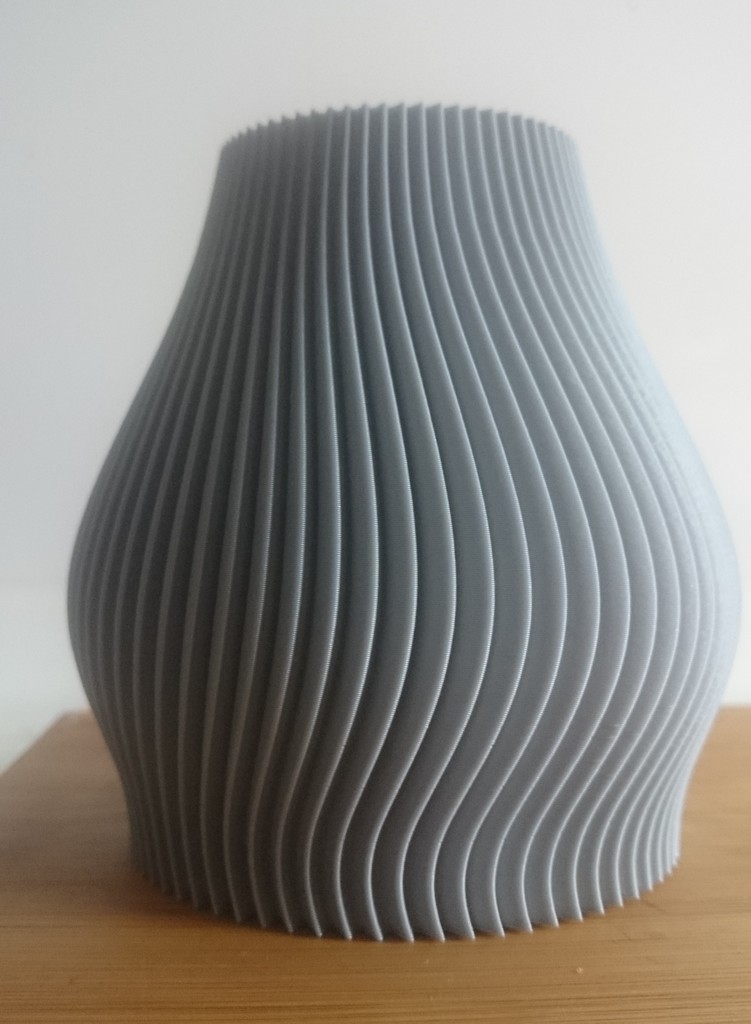 Miniatura 6 do modelo 3D Ribbed Vase