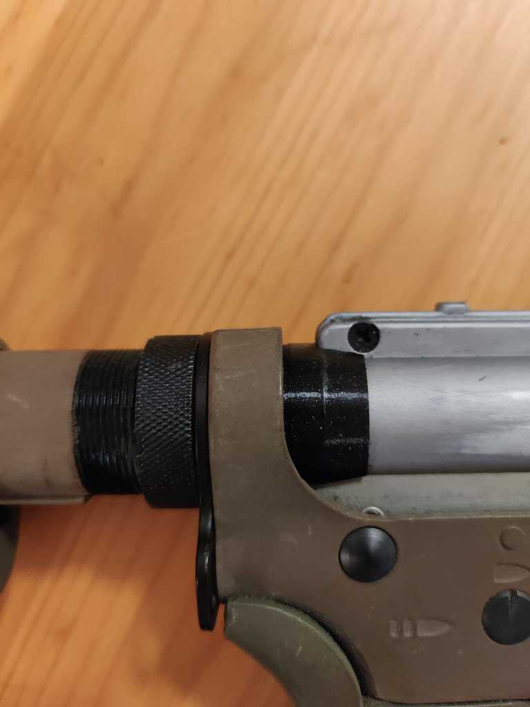 Gearbox clip for airsoft m4