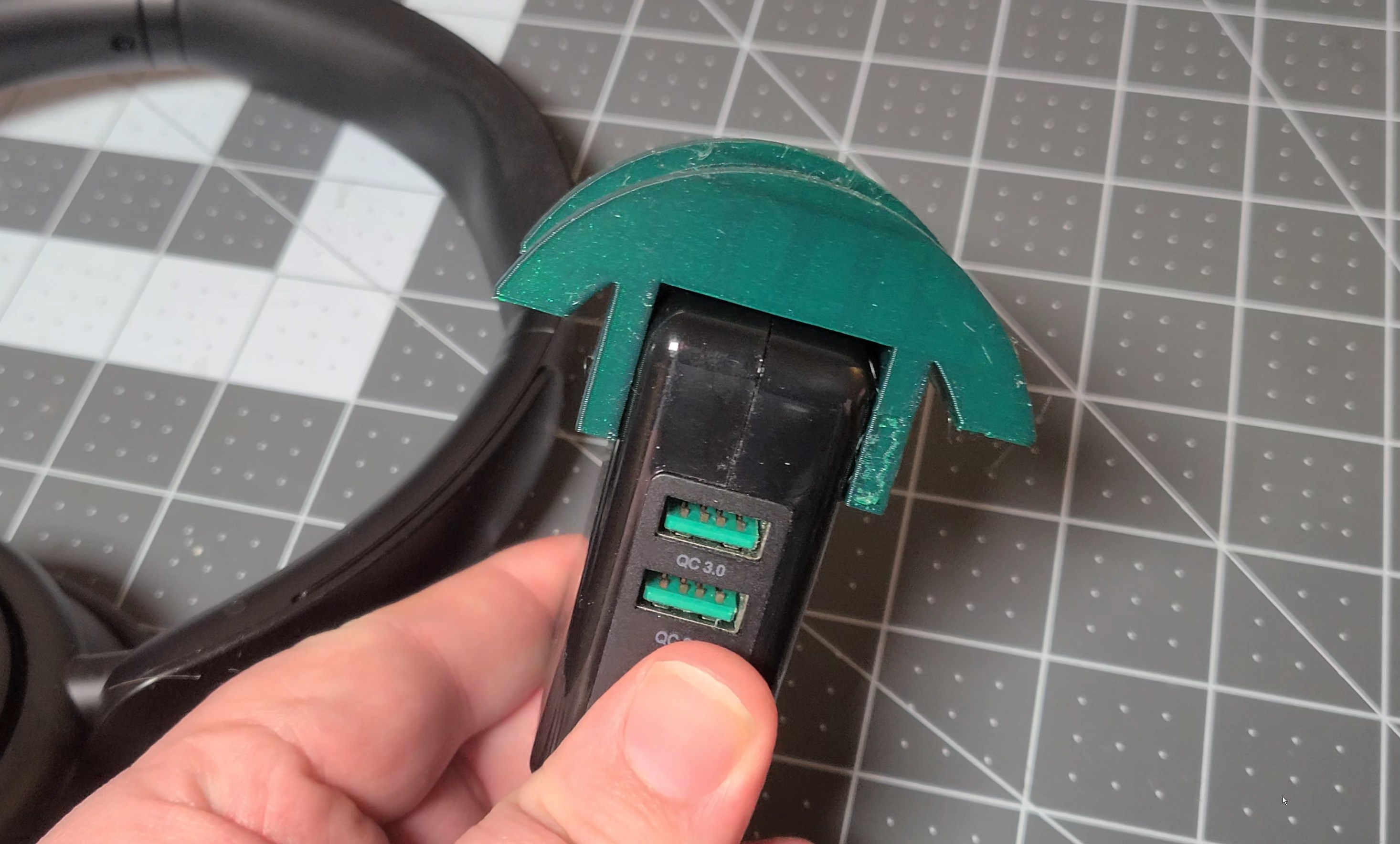 Headphone Charger Mount