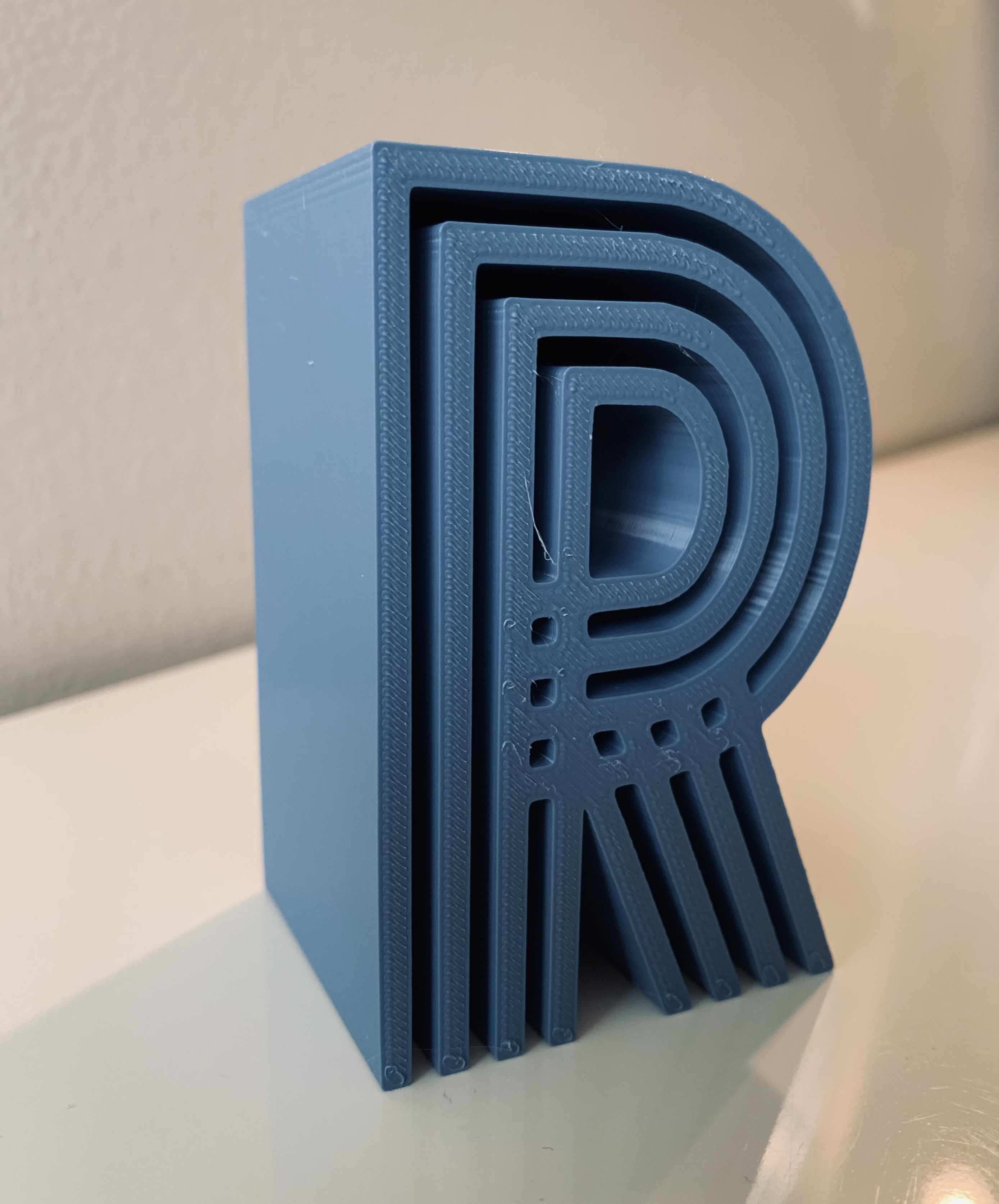 Decorative Block Initial 'R' — thumbnail 2