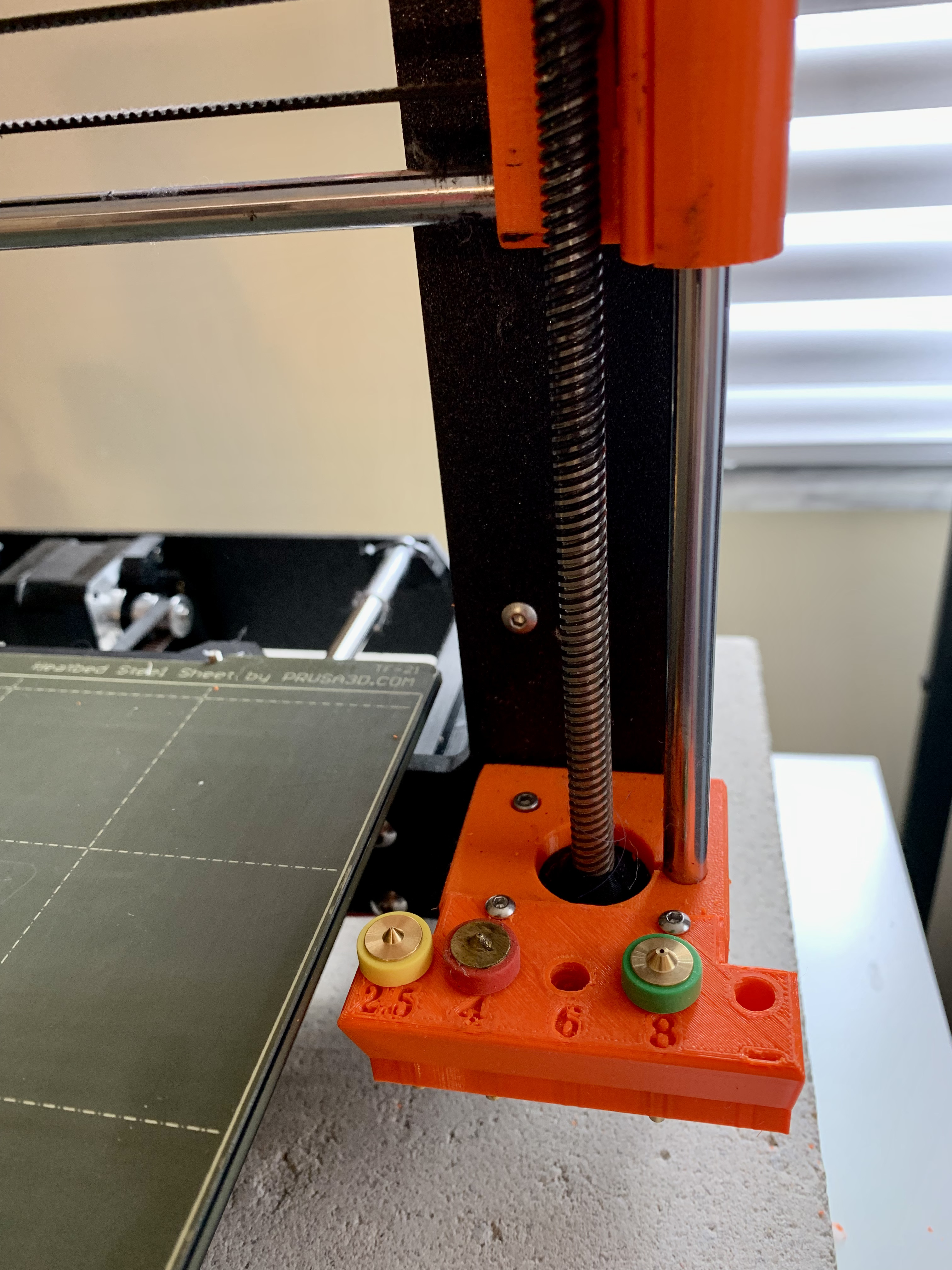 Revo Nozzle Holder for Z-Motor top w/sizes labels