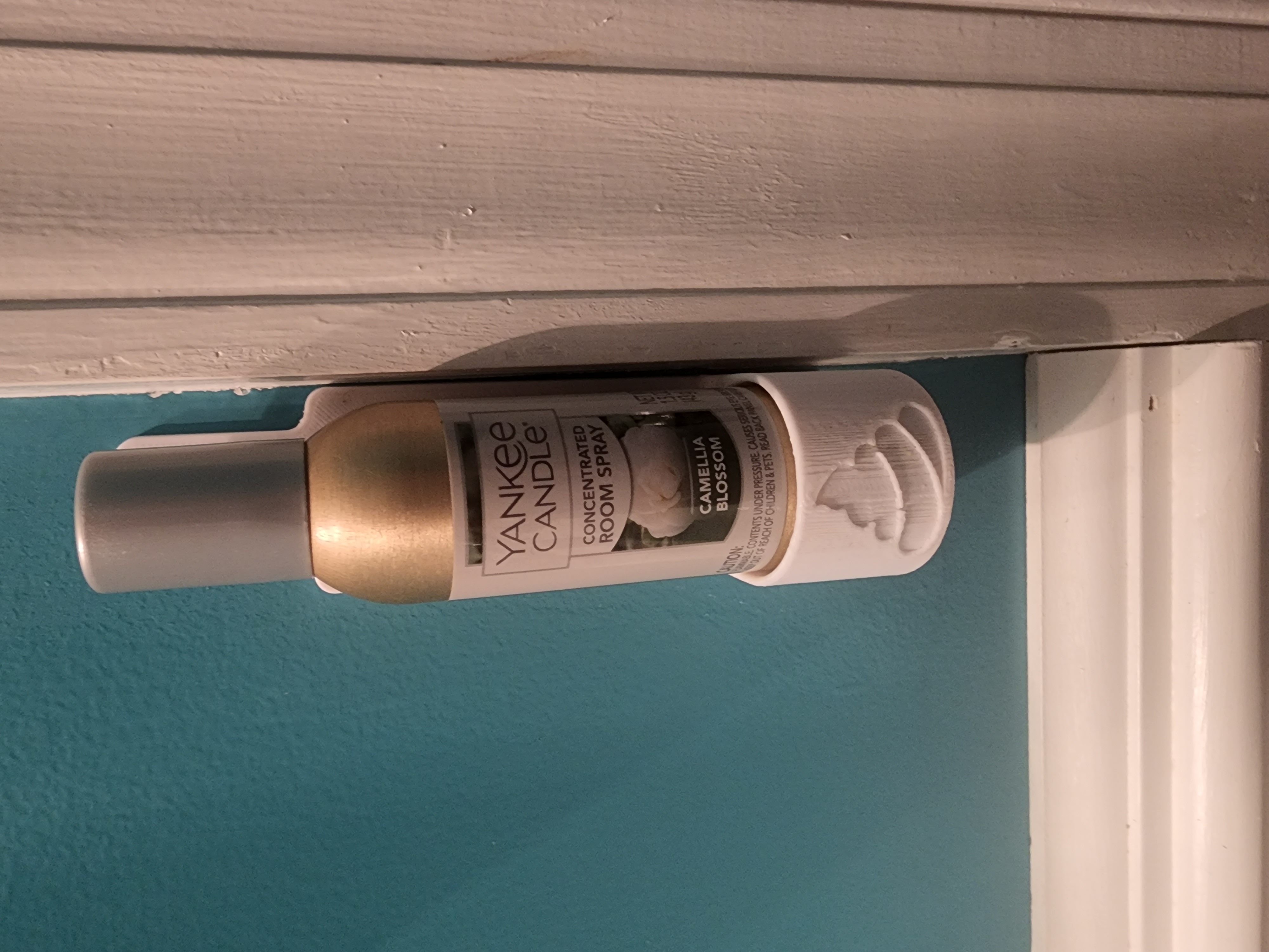 Yankee Candle Spray Holder by mjf55 Download free STL model