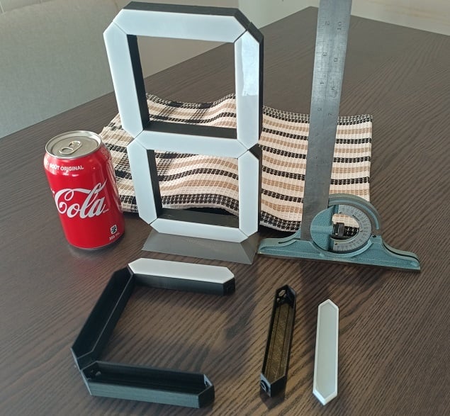 GIANT modular 7 Segment display