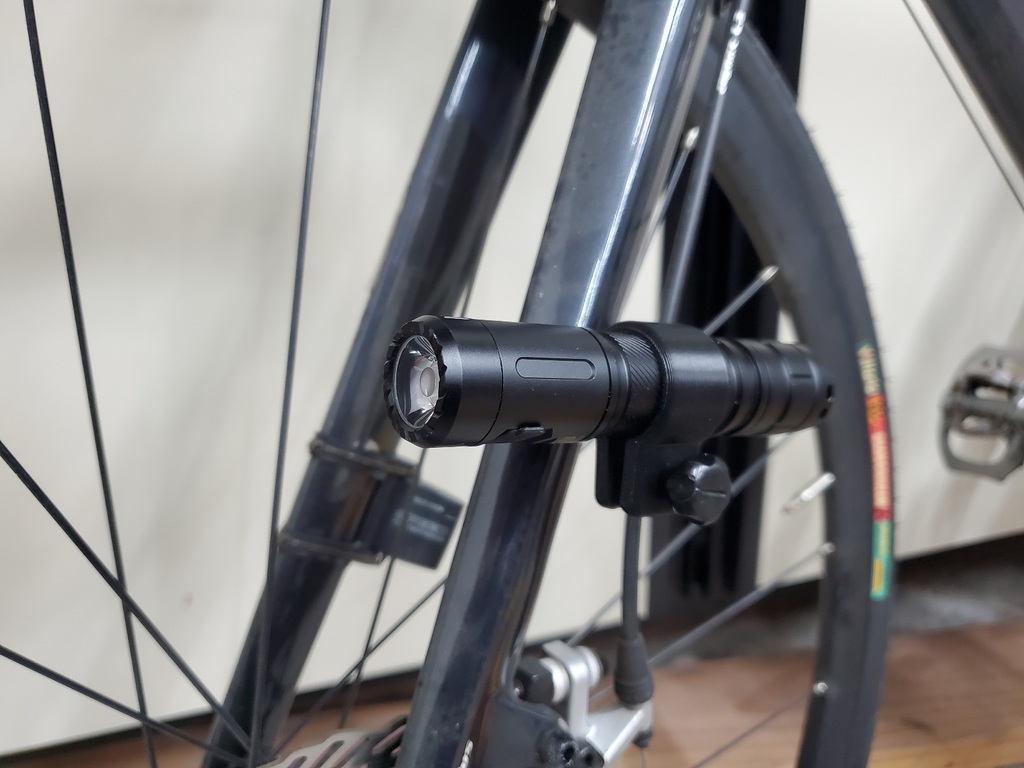 Bicycle Fork Flashlight Mount for Wuben C3