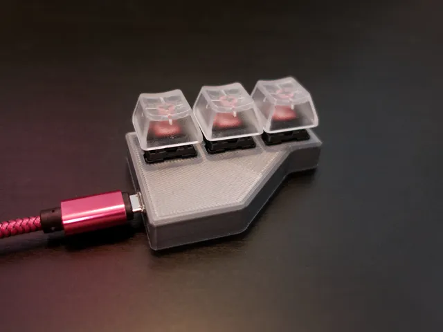 3-key Cherry MX macro keyboard