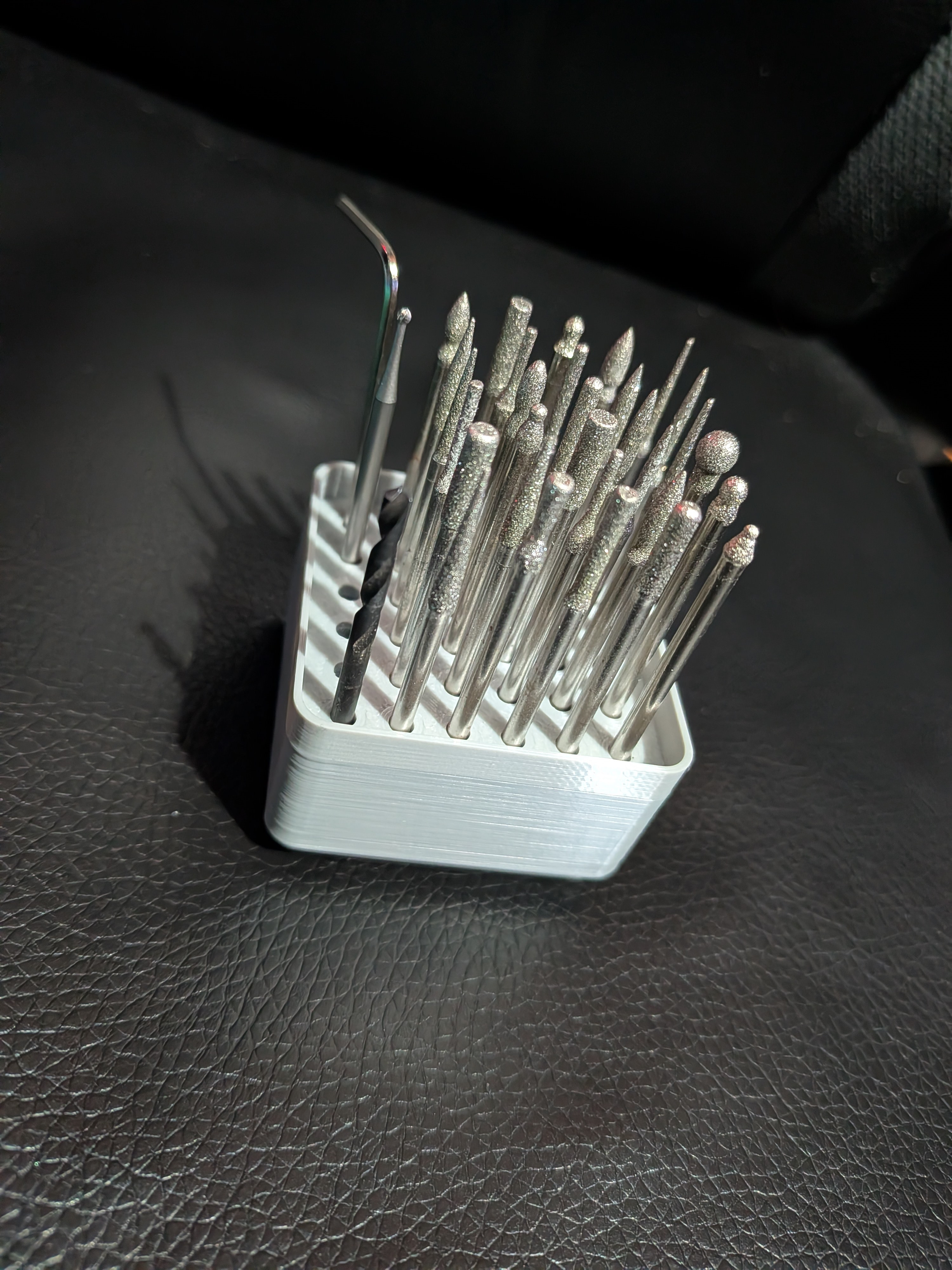 gridfinity engraving bit holder (with magnets)
