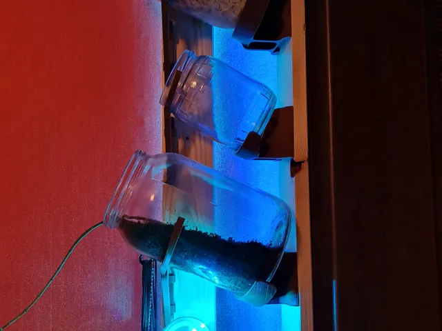 Corner decor