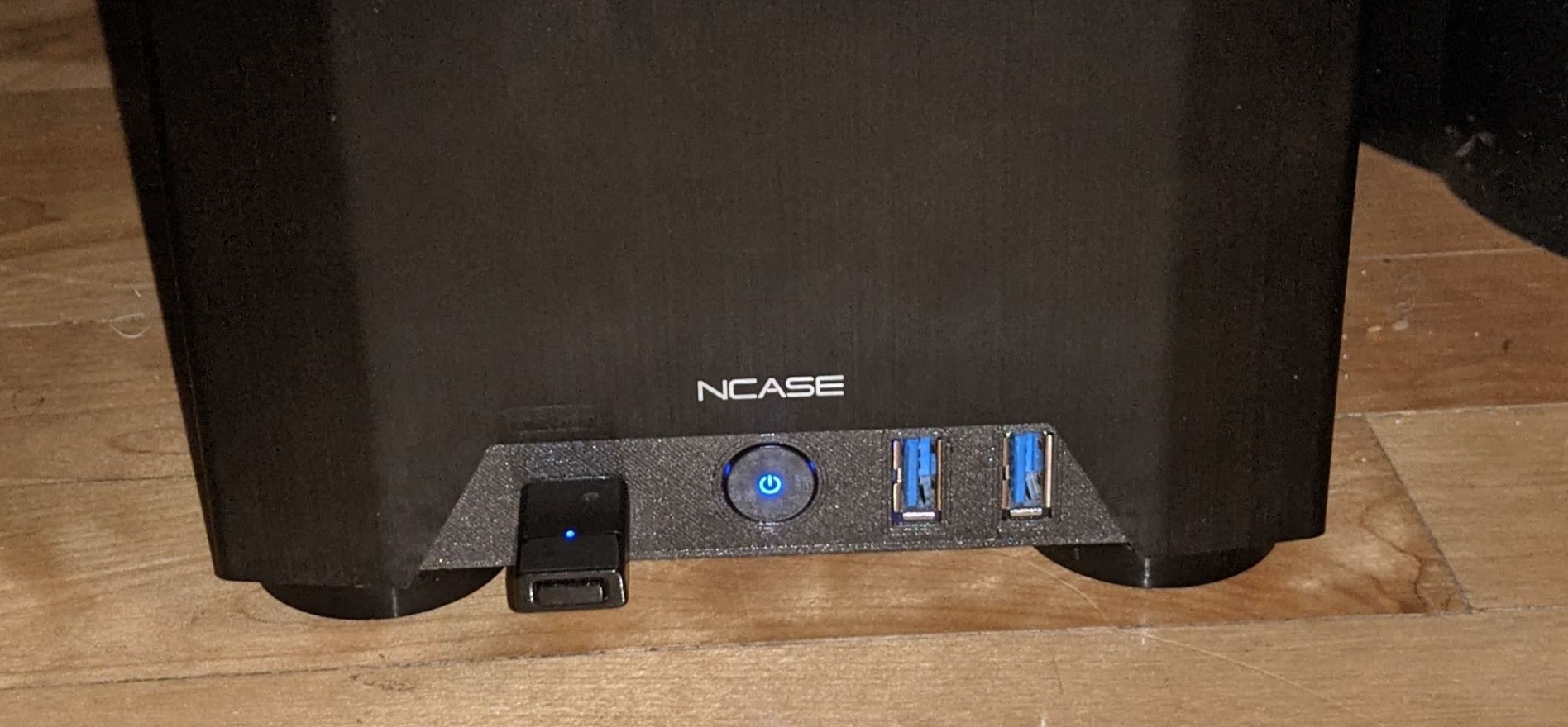NCASE M1 v3 Front Panel USB C & A Mod