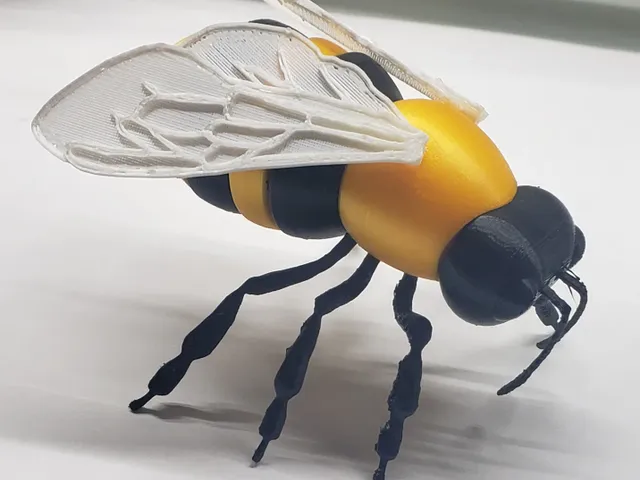 HoneyBee by 3DBuzzStudios