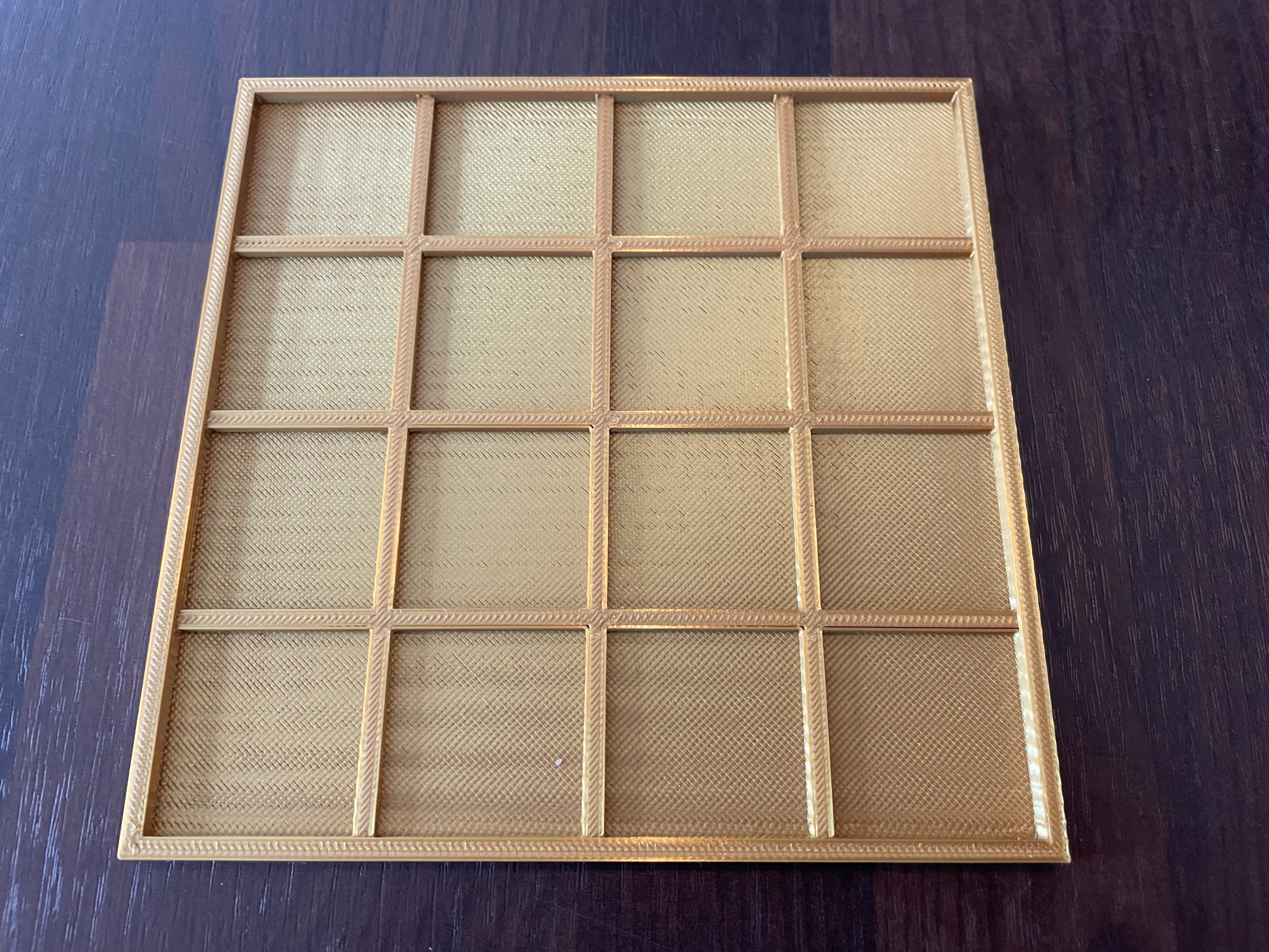 Miniatura 2 do modelo 3D Game board (Quarto)