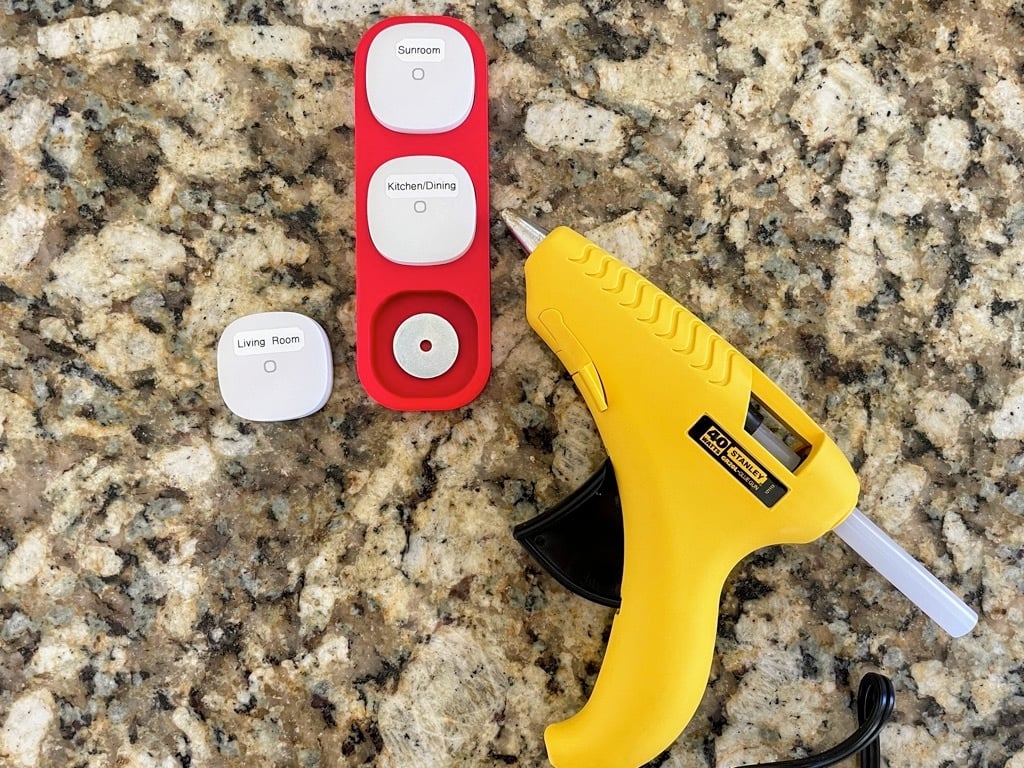 SmartThings Button Holder for 3 buttons