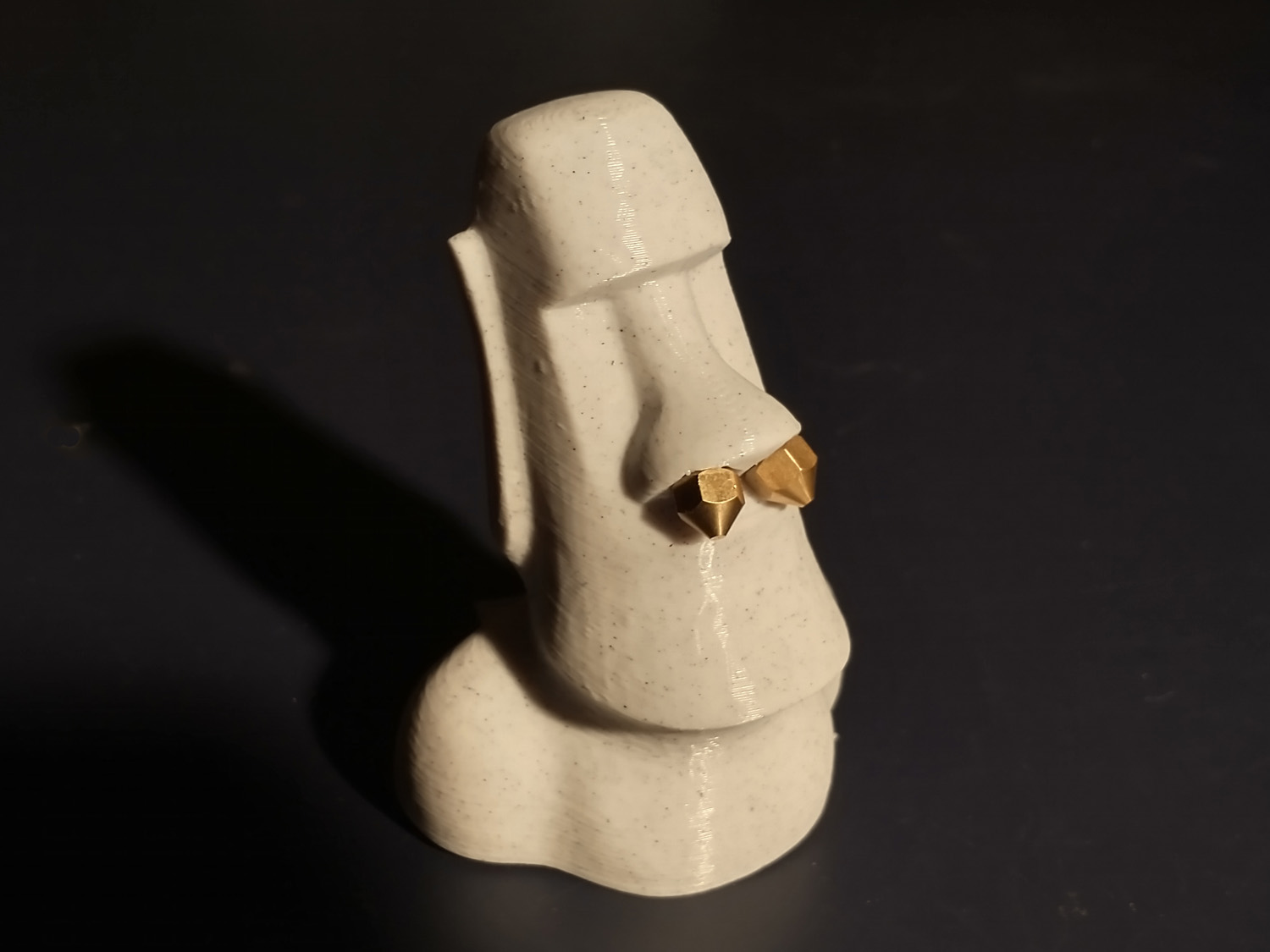 Moai Schnozzle Holder