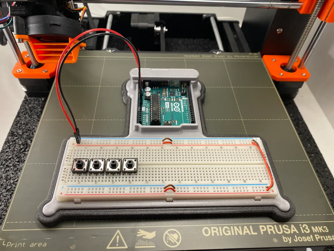 Arduino Uno Prototyping Base by Silfer, Download free STL model