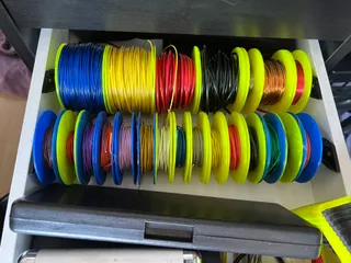 Mini Wire Spool Holder for Honeycomb Storage/HSW by Snares, Download free  STL model
