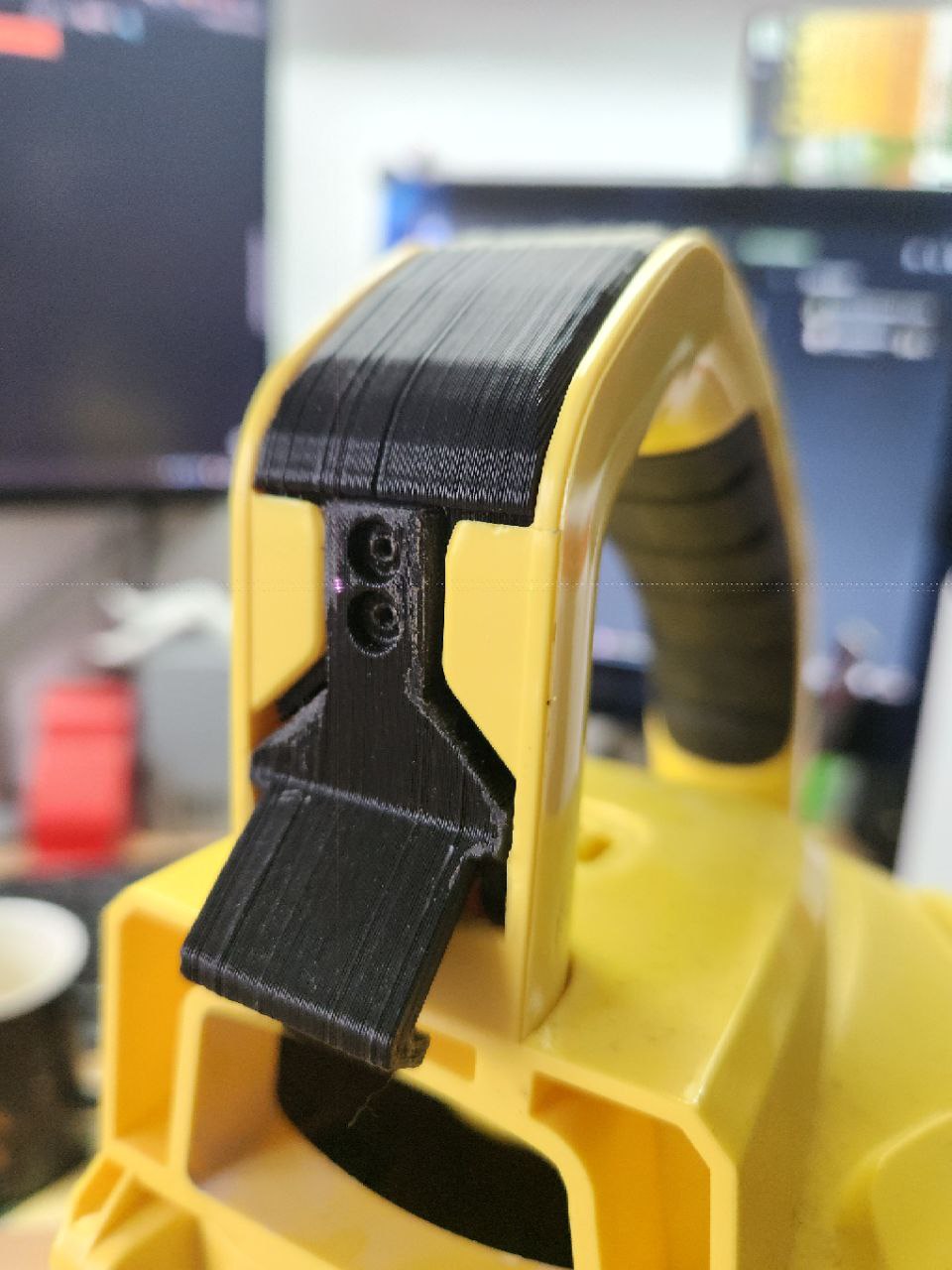 Latch button for Kärcher VC 3