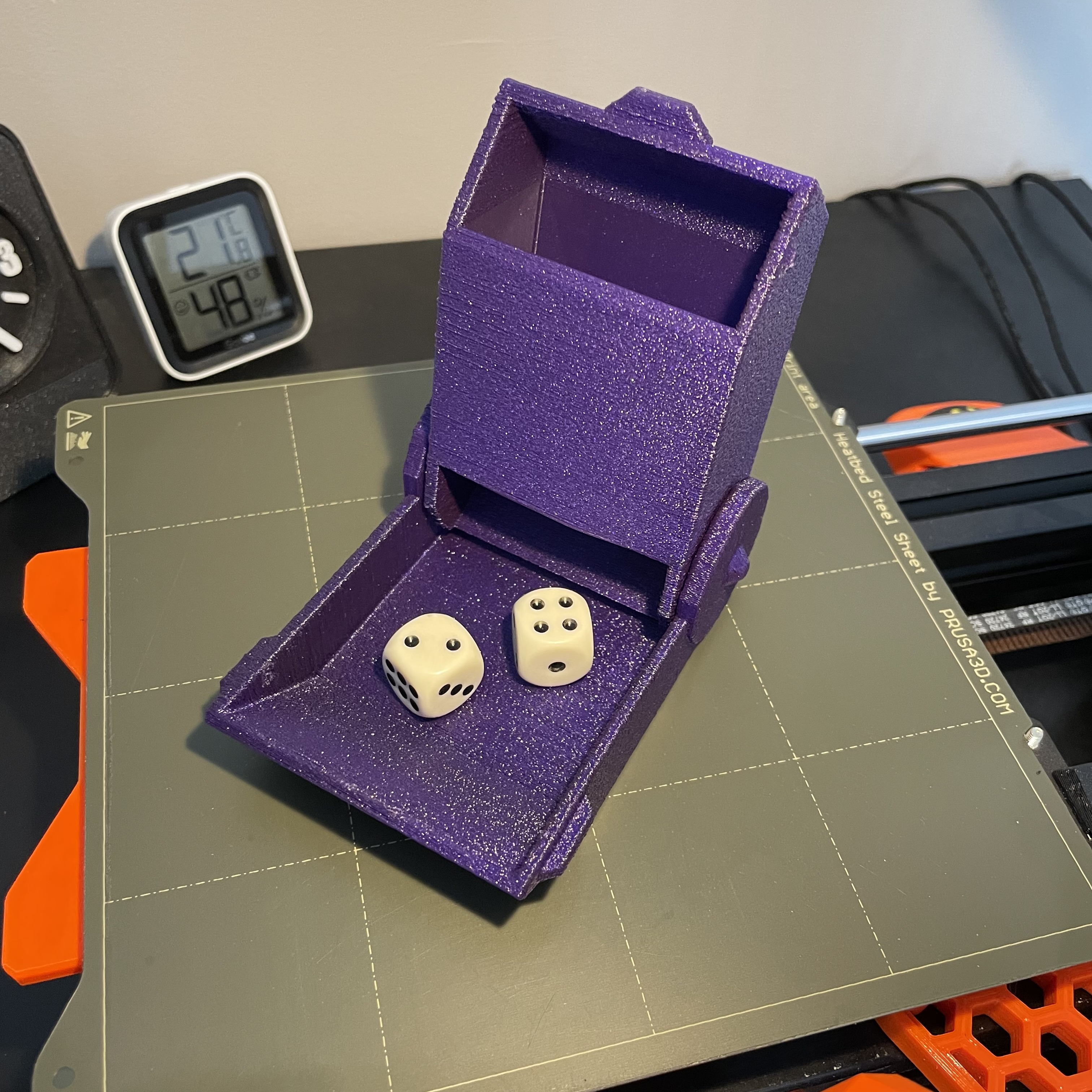 Miniatura 4 do modelo 3D Dice Tower