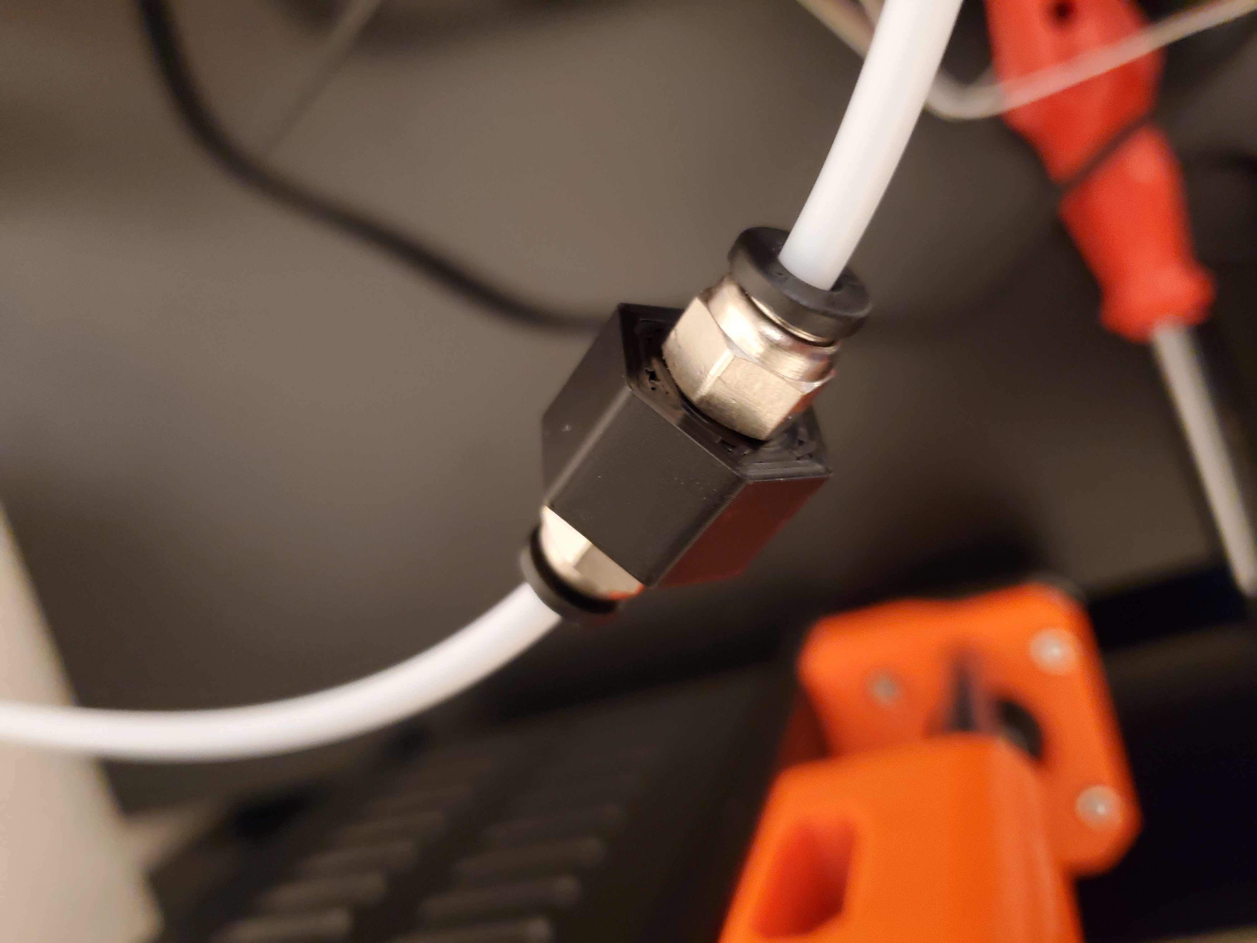 Bowden coupler coupler