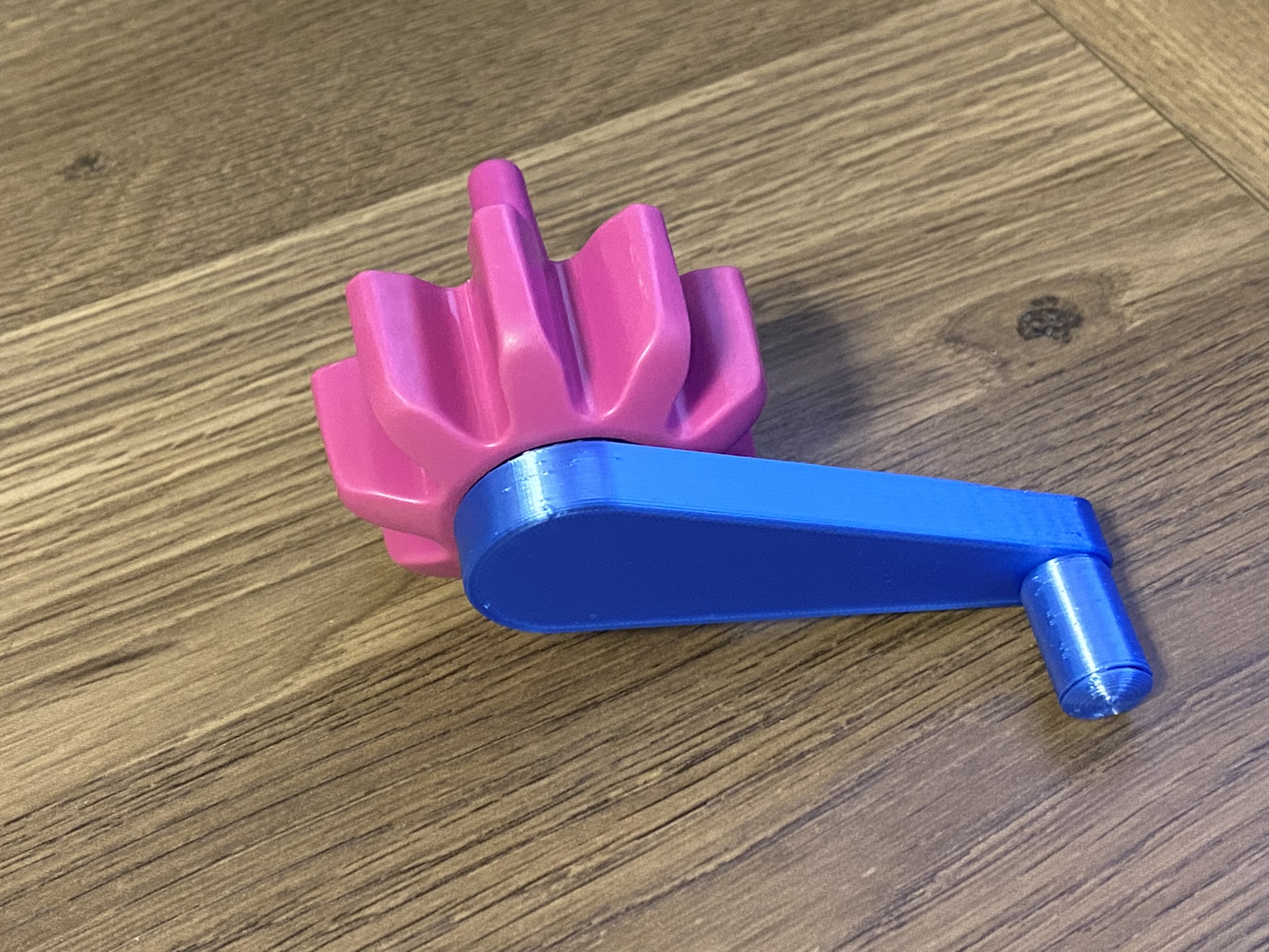 Replacement crank for classic Playskool Busy Gears