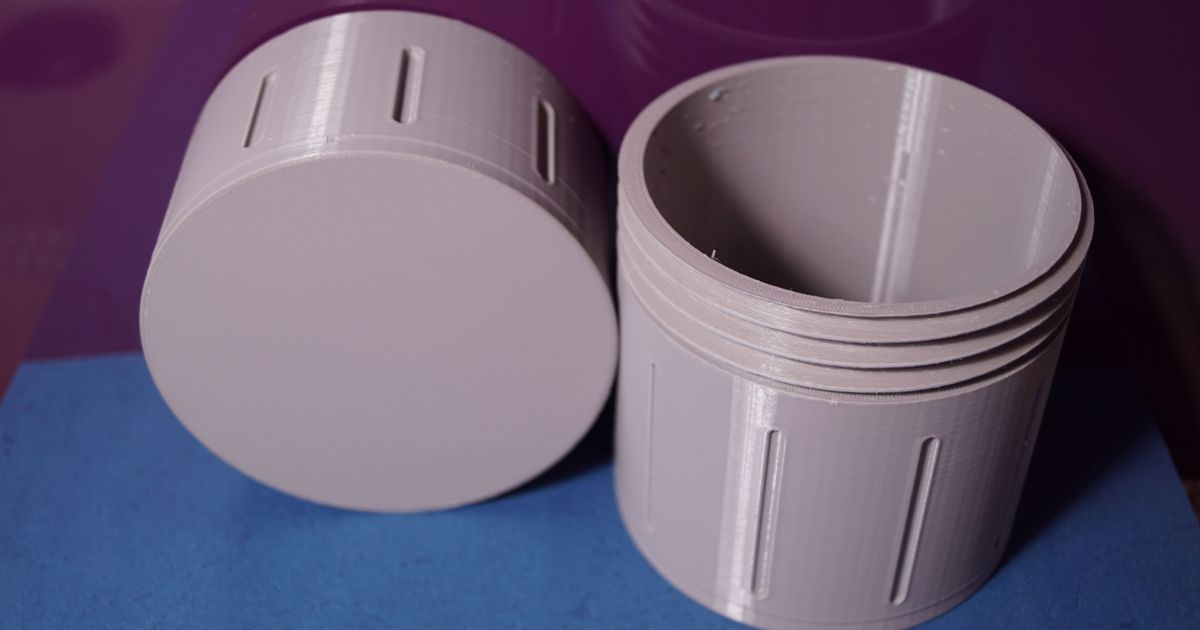 Cylindrical Box with Lid by BlackFury Download free STL model
