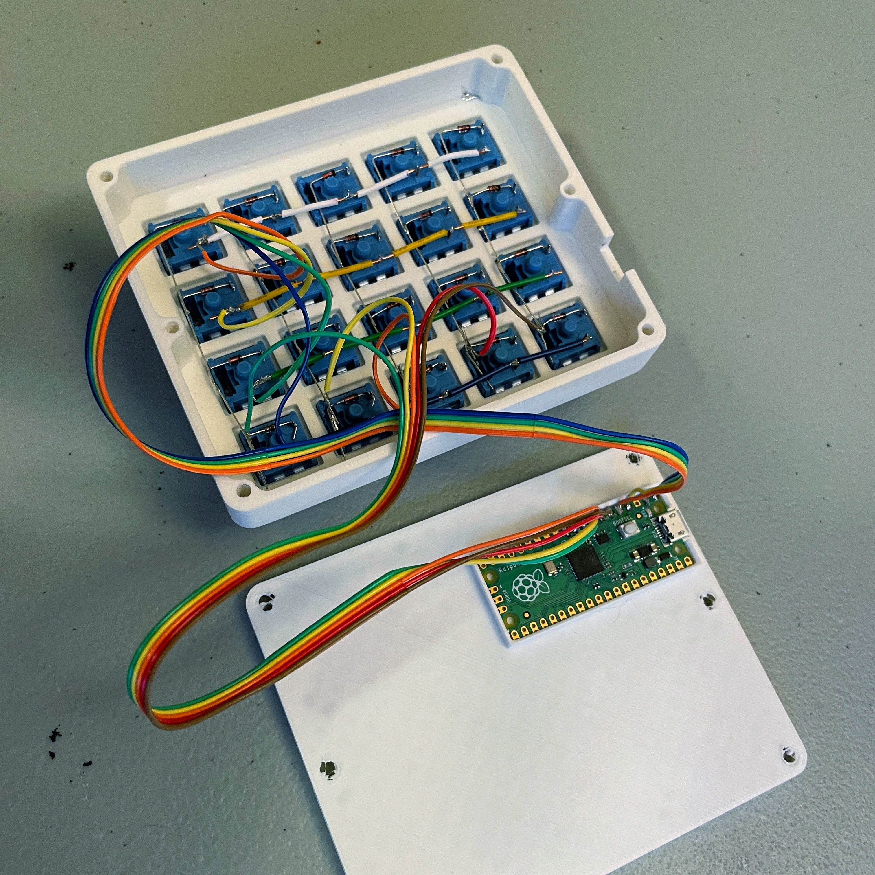 Miniatura 2 do modelo 3D Number Pad Case