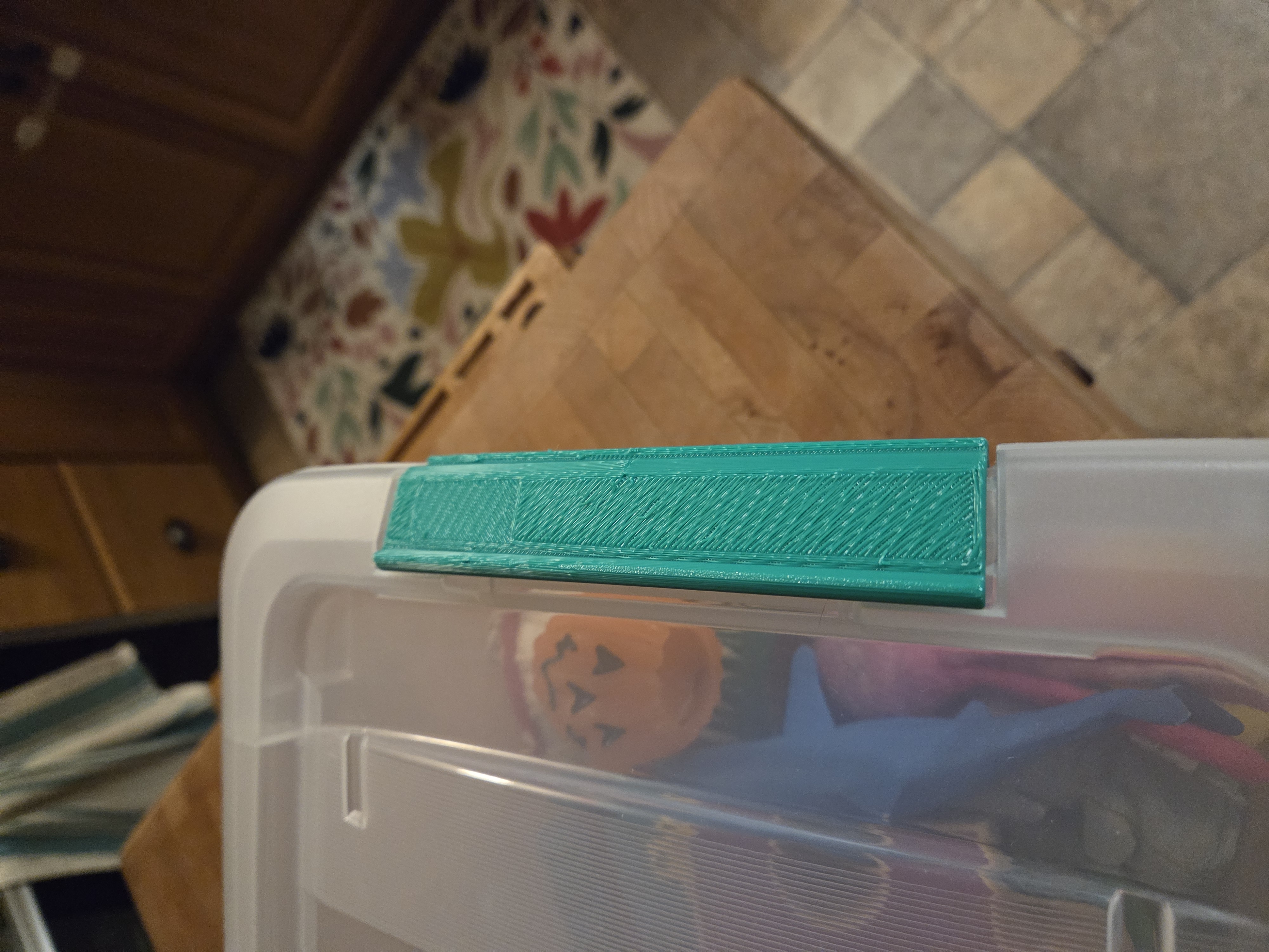IrisUSA 12.9 QT Costco Storage Replacement Buckle Handle - One Piece