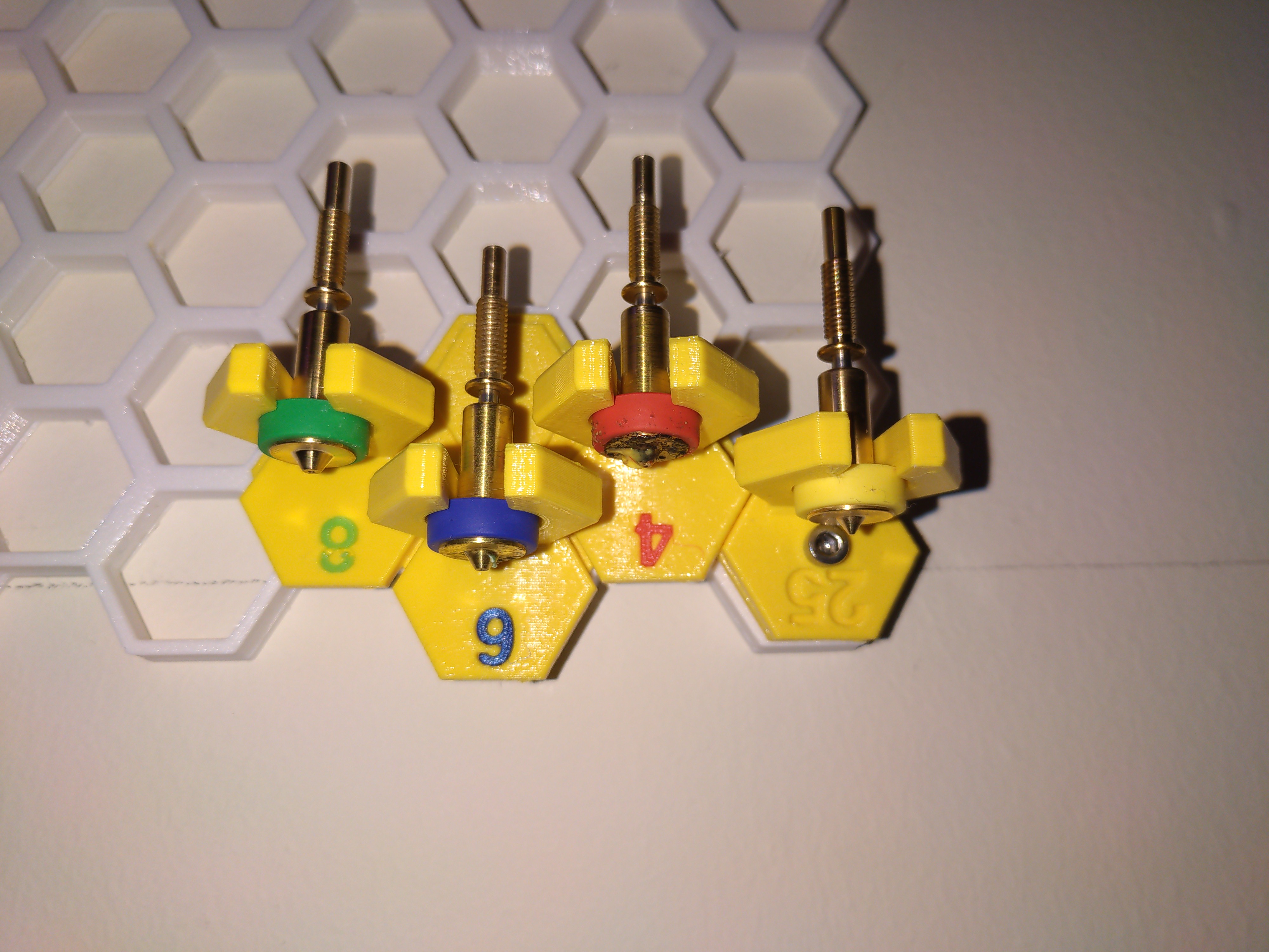 Revo6 nozzle holder