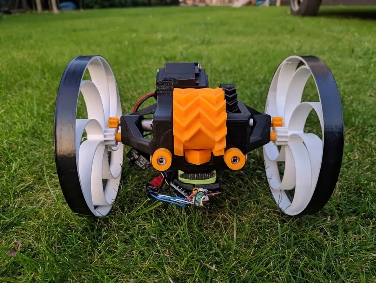 Arduino shop jumping robot