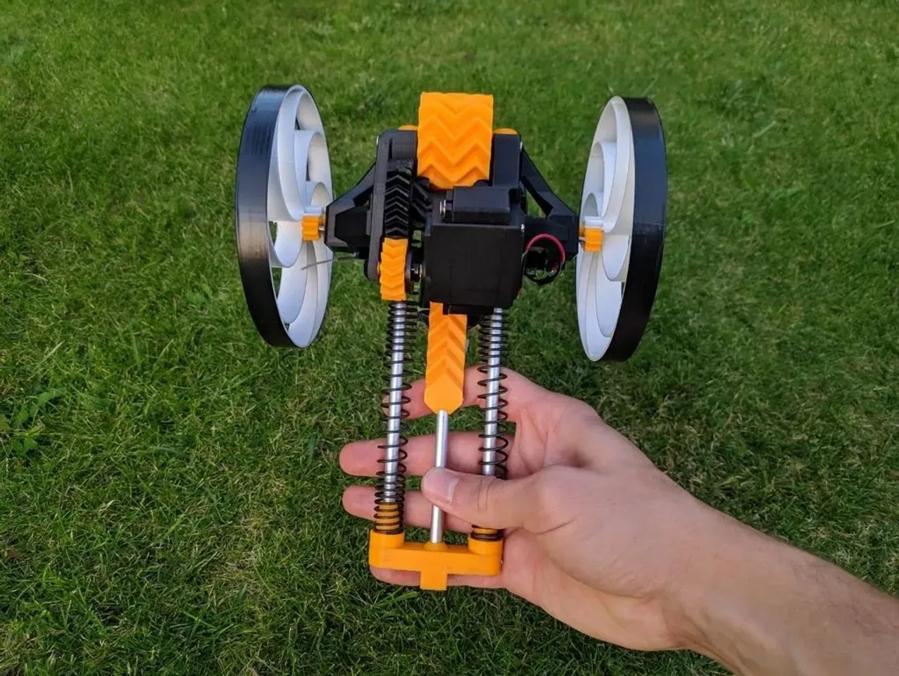 Arduino jumping robot 2025