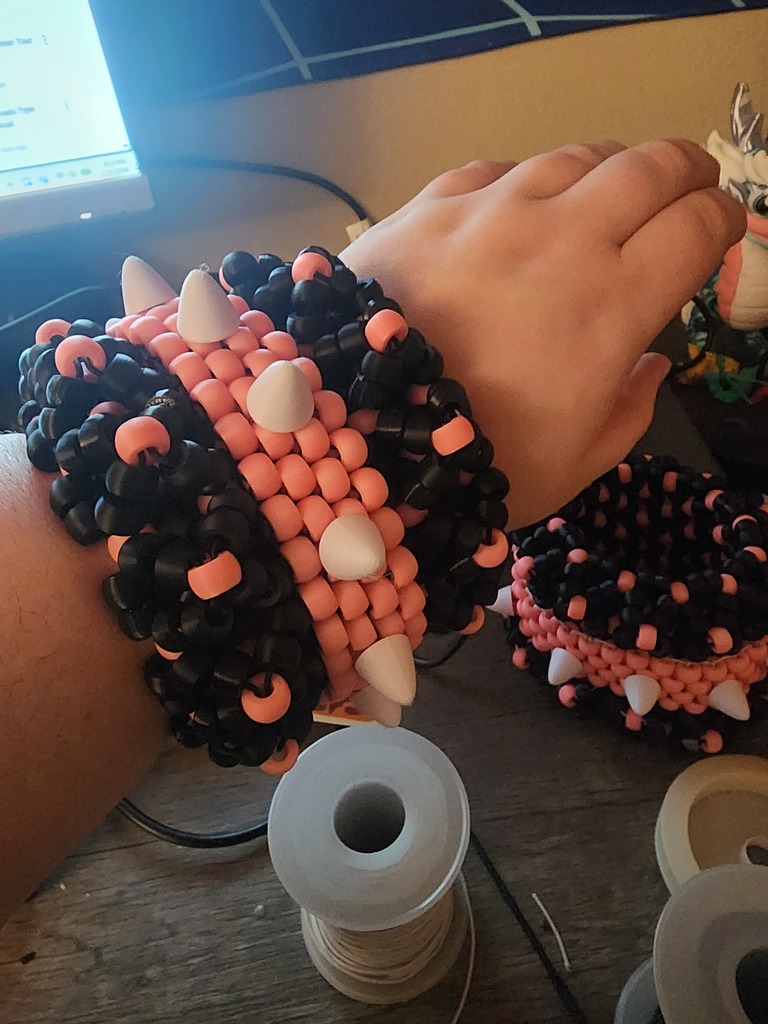 Rounded Kandi spike