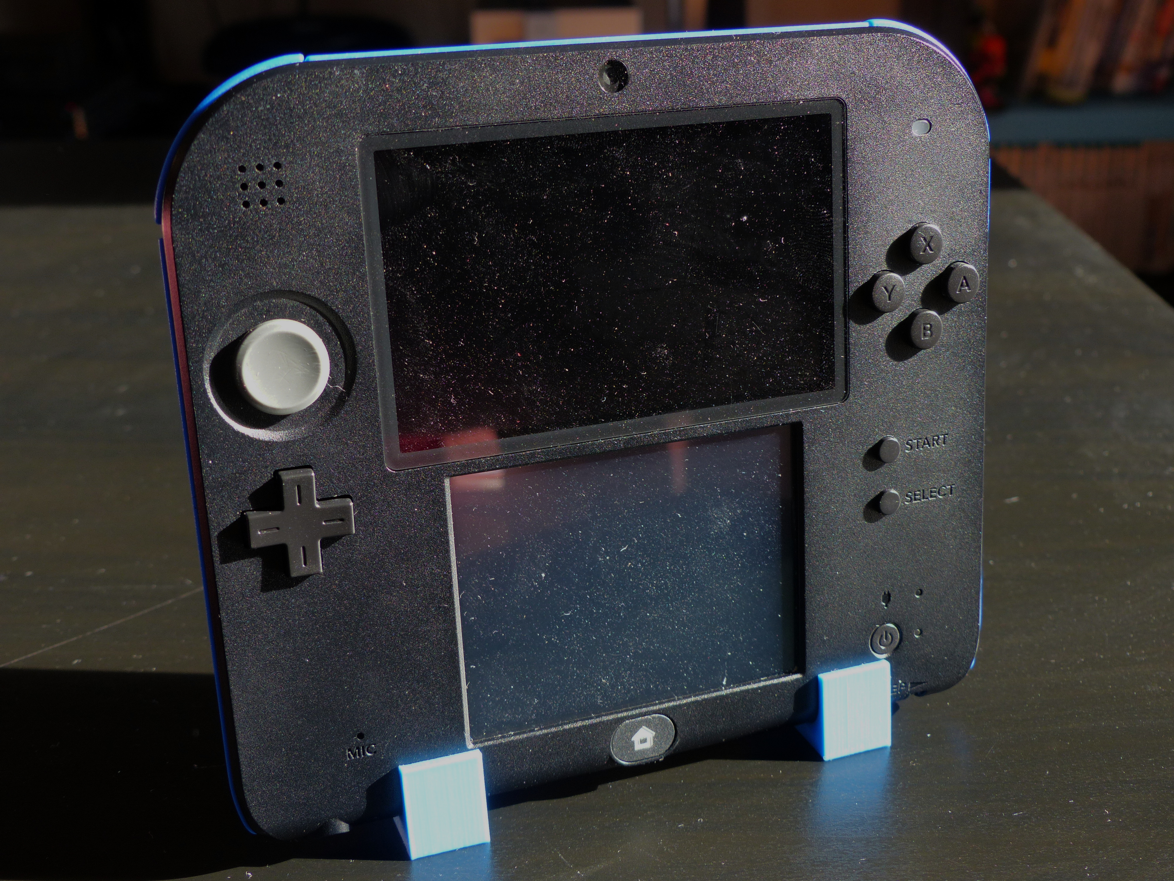 Nintendo 2DS Display Stand & Kit