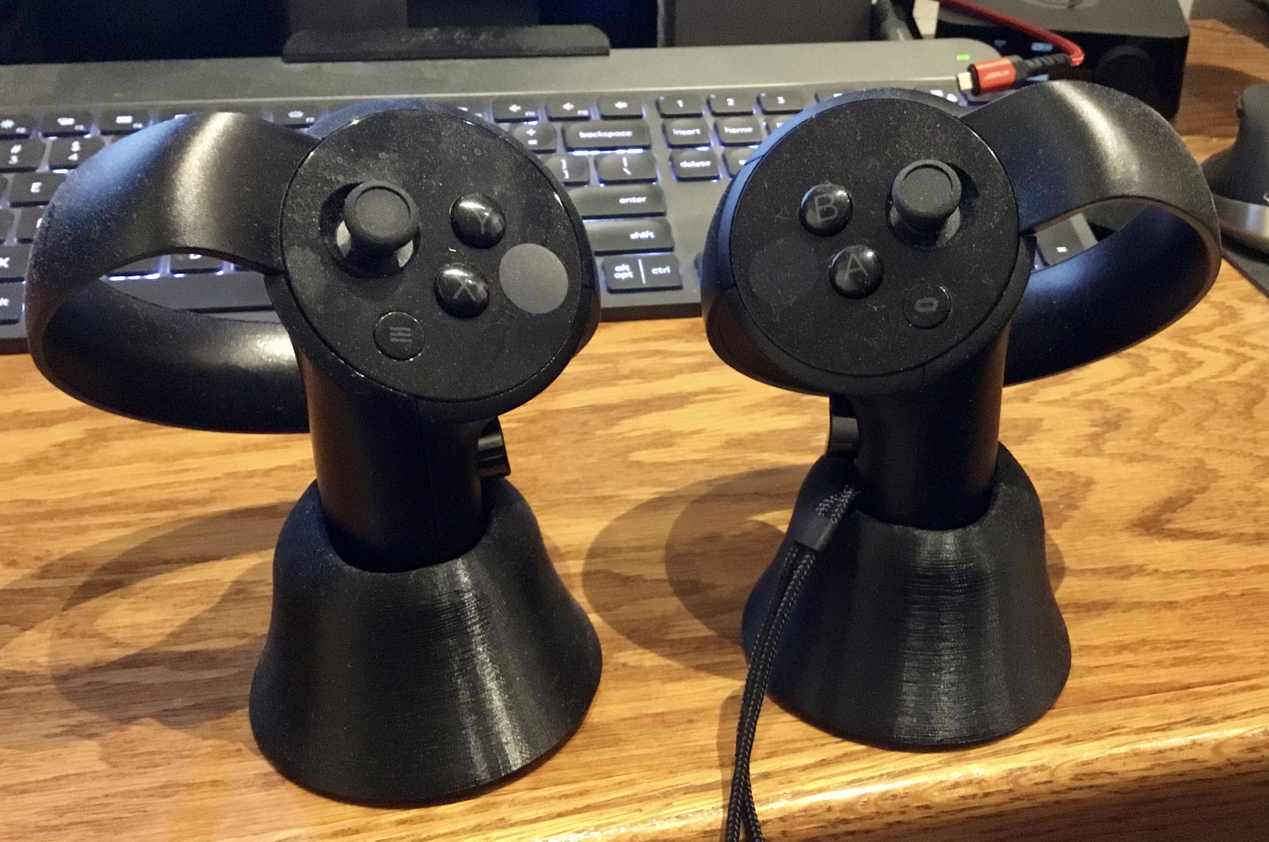 Oculus Controller Stand