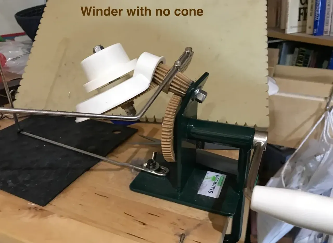 Cone for Yarn Winder, small skeins por WoodenDavid, Descargar modelo STL  gratuito
