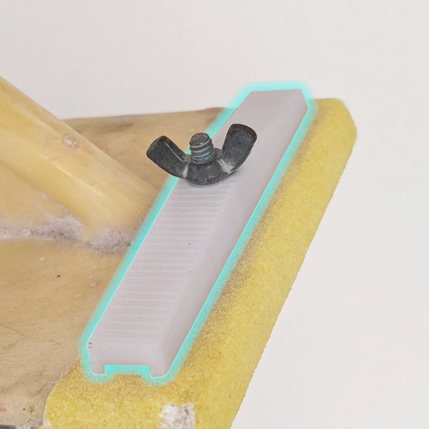 Haron Sandpaper Sheet Holder Clamp by ragrum Download free STL model
