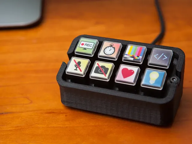 Stream Cheap (Mini Macro Keyboard)