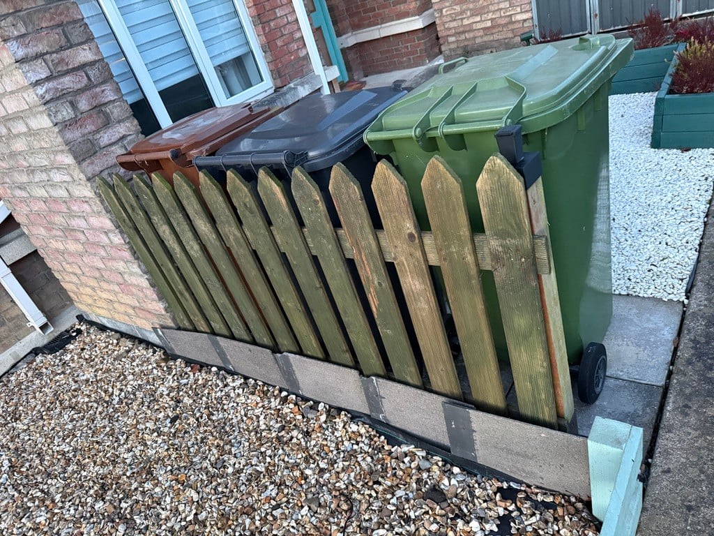 The Curb Wheelie Bin 3x3 Fence Post Topper!