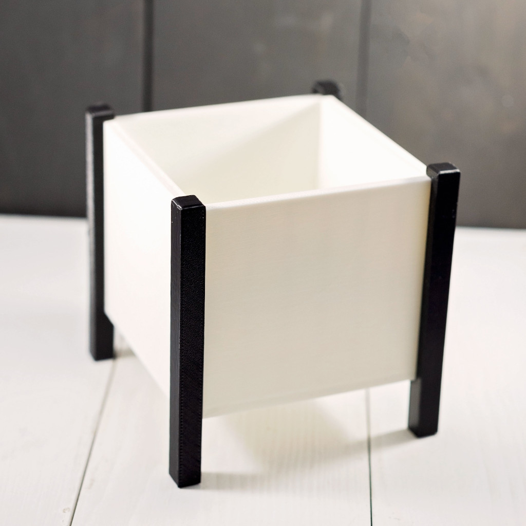 Miniatura 2 do modelo 3D Modern Square Planter Box