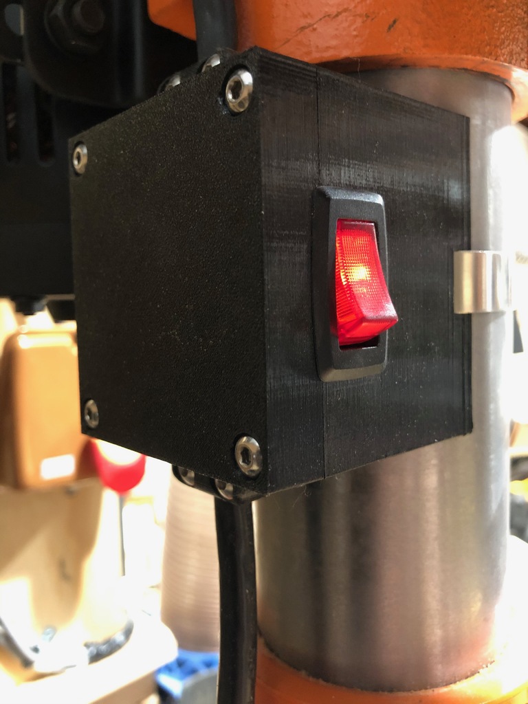 Miniatura 2 do modelo 3D Drill Press Power Switch Box