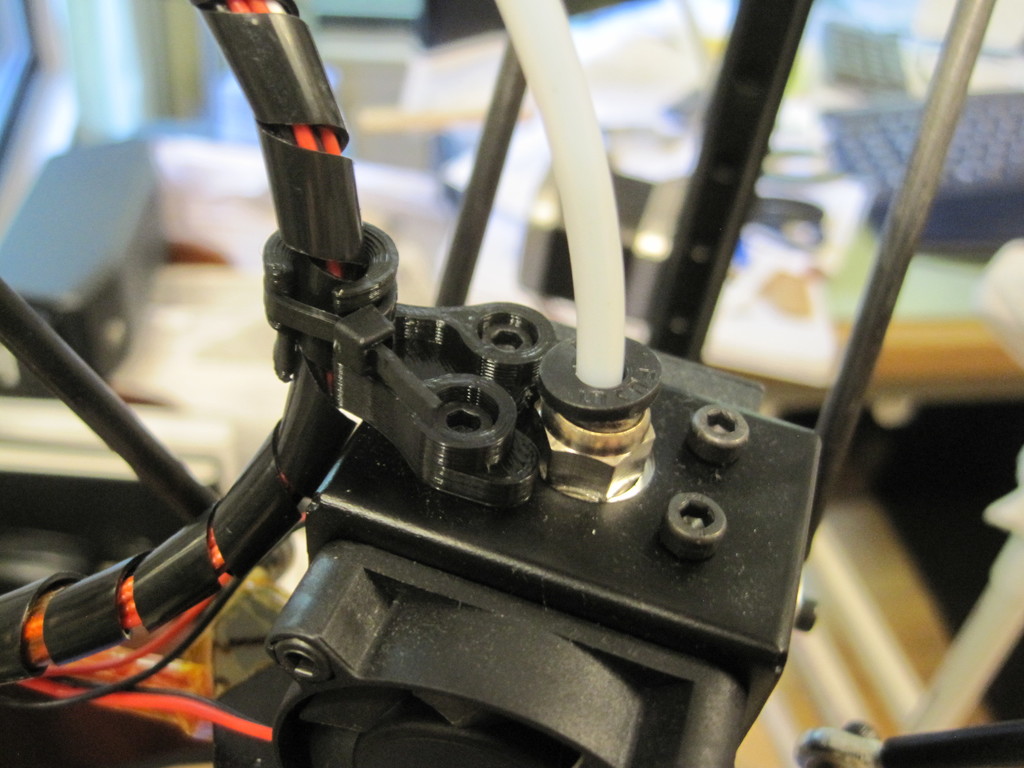 Wire Strain Relief for Anycubic Kossel XL Print Head
