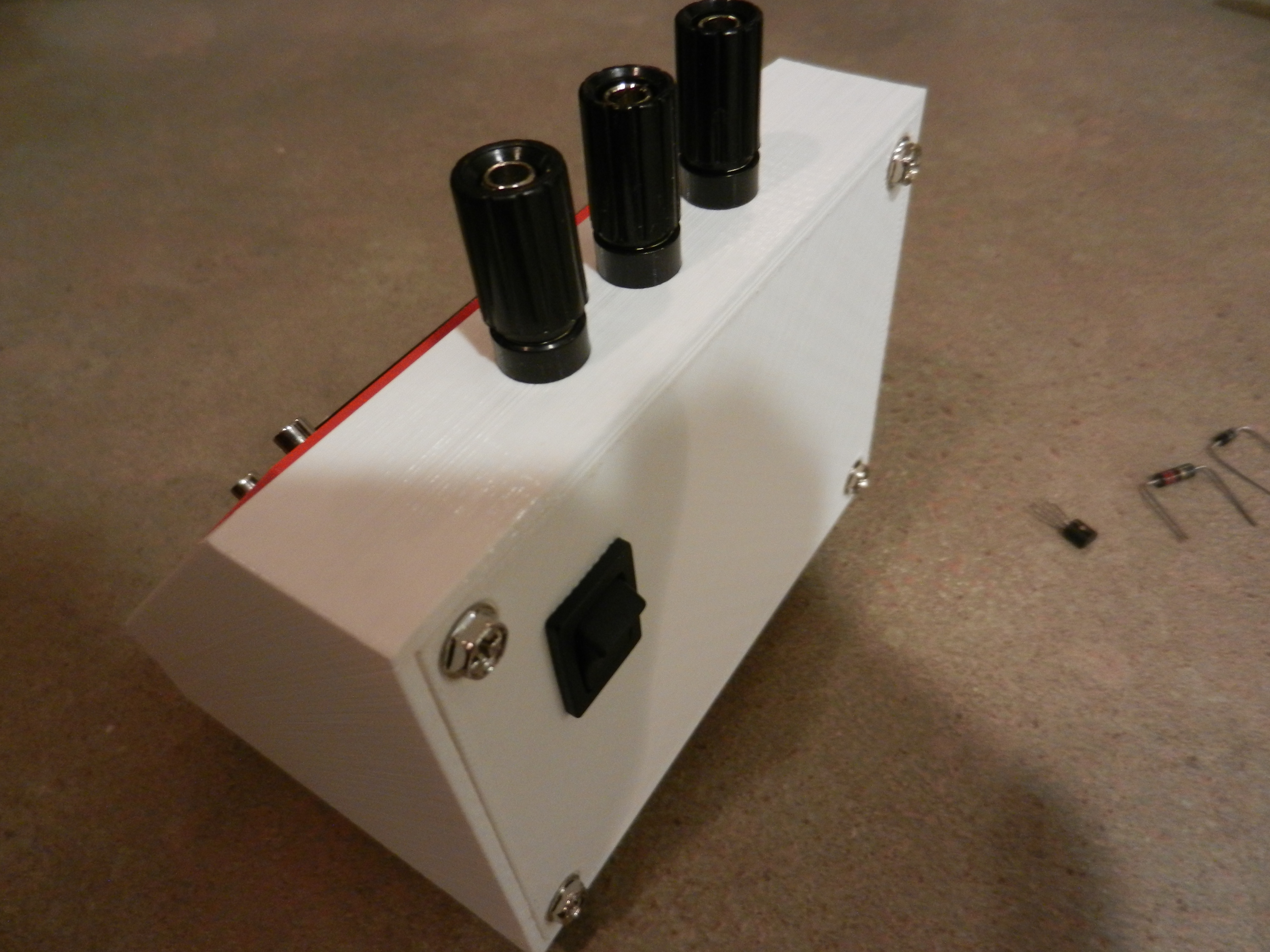 Miniatura 4 do modelo 3D Electronics project box