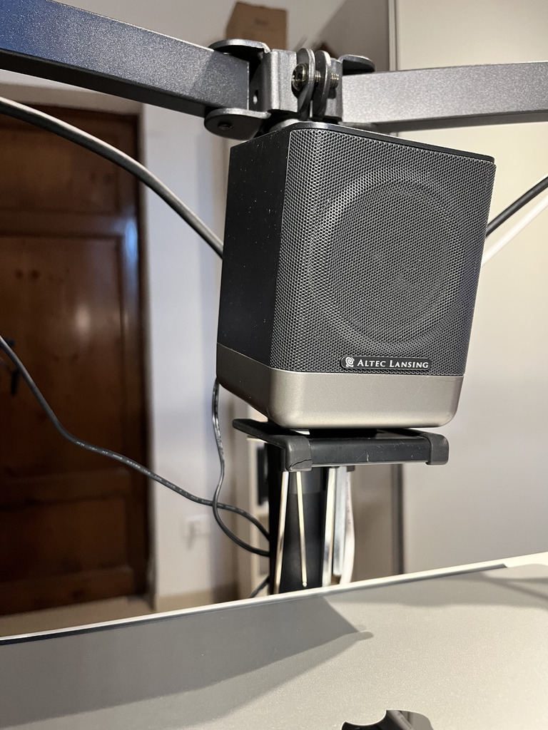 Speaker stand for monitor stands — thumbnail 4