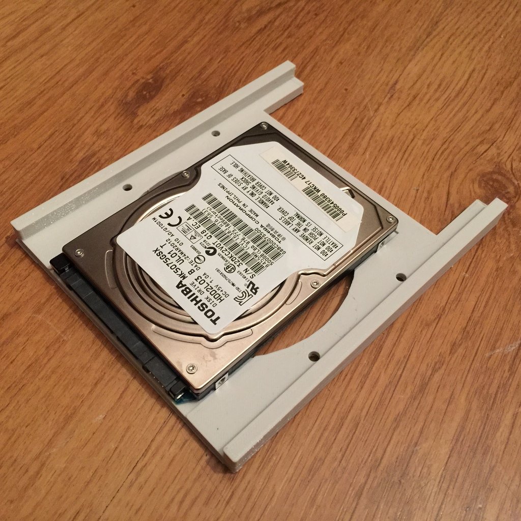 2,5/3,5" HDD Adapter to Fujitsu-Siemens Scaleo P midi tower