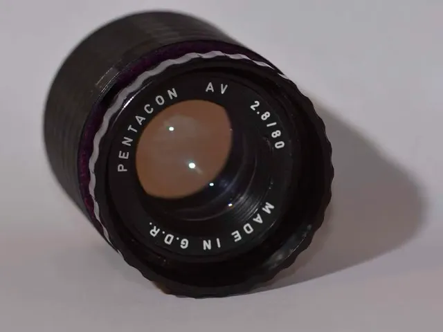 Pentacon 2.8/80 Projection lens to Nikon F-mount adapter