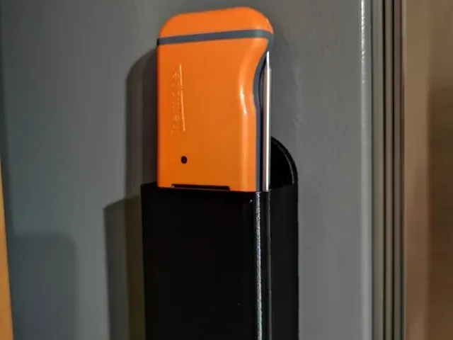 Thermapen ONE and MK4 magnetic wall mount