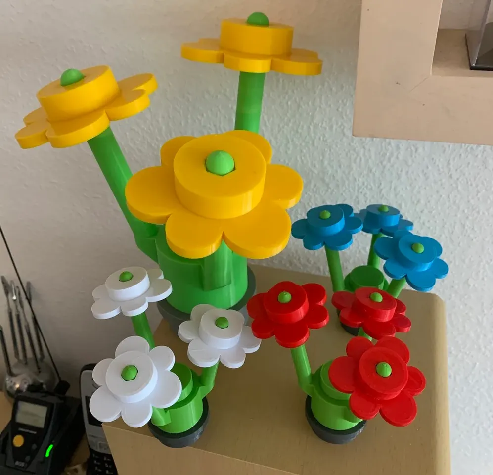 3D Printed Large LEGO Inspired Brick Flowers 