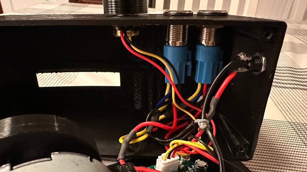 Wave motion machine base with variable speed and LED strip. — miniatura 8