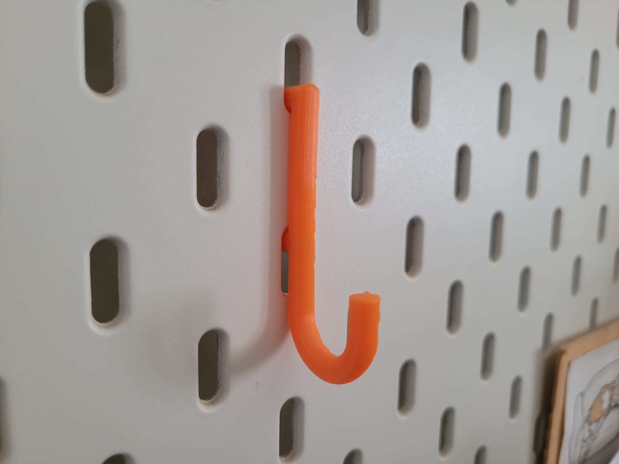 Ikea Skadis hook with flat side for easy print